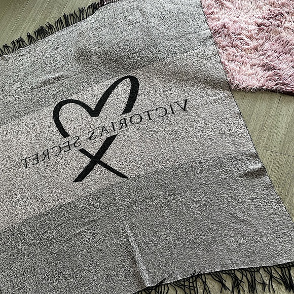 Double Sided Victorias Secret Blanket - Picture 3 of 3